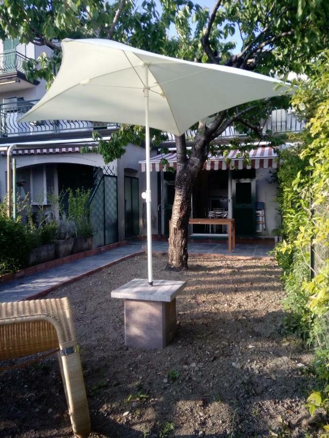 Tigullio Vacations Il Ciliegio Apartment Leivi Екстериор снимка