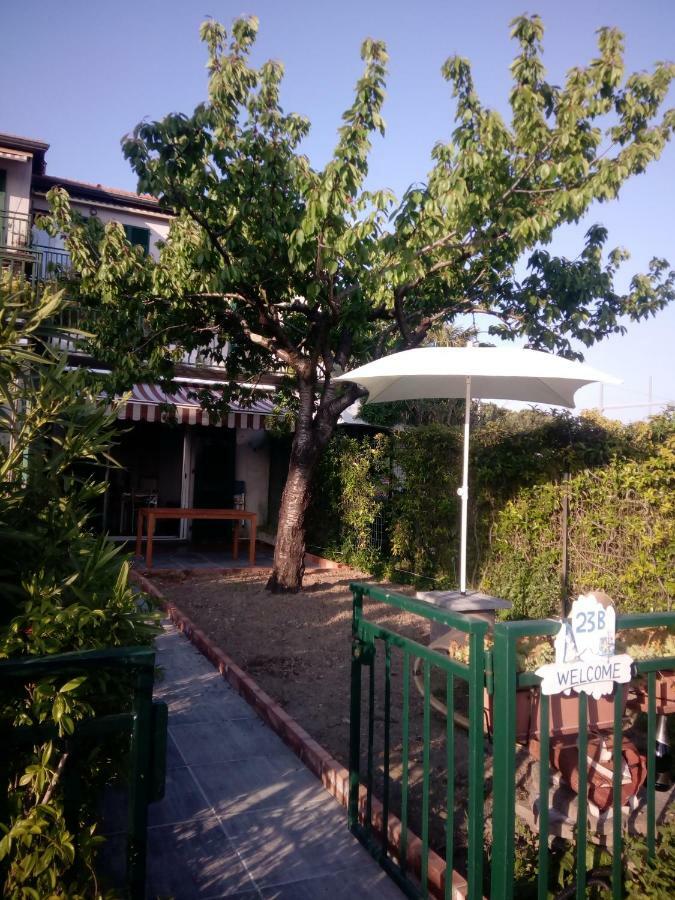 Tigullio Vacations Il Ciliegio Apartment Leivi Екстериор снимка