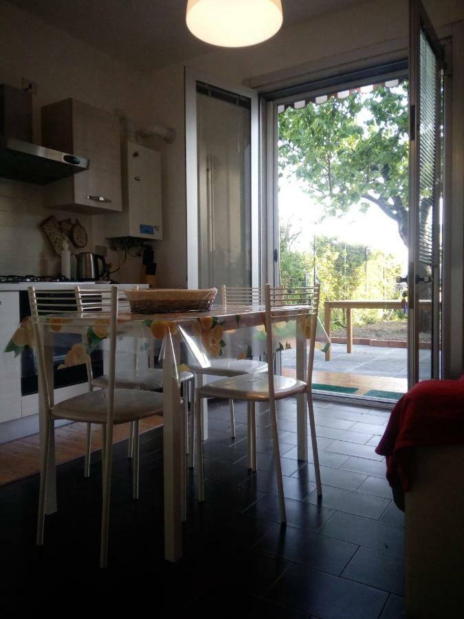 Tigullio Vacations Il Ciliegio Apartment Leivi Екстериор снимка